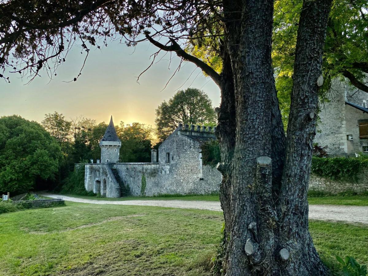 Villa Domaine De Migny Saint-Cyran-du-Jambot Exterior foto